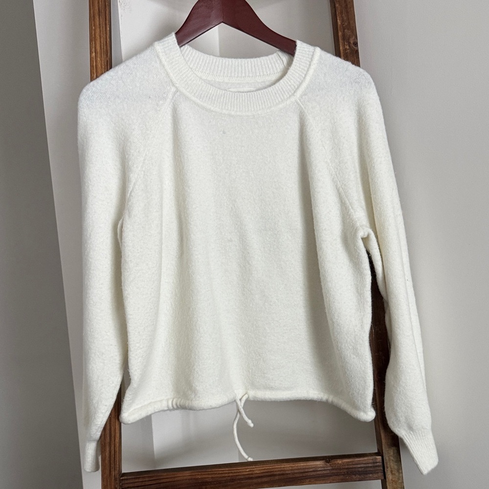 Lou & Grey Soft Cream Women's Sweater